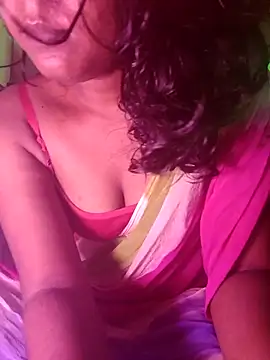 Tamil_Kavitha Adlı Modelin Web Kamerası Şovu