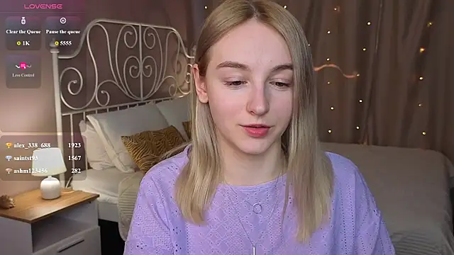 Shy_Polly Chat XXX live