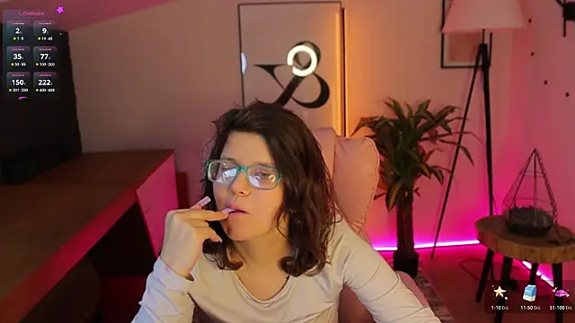 Ariell_Mini Live XXX-Chat