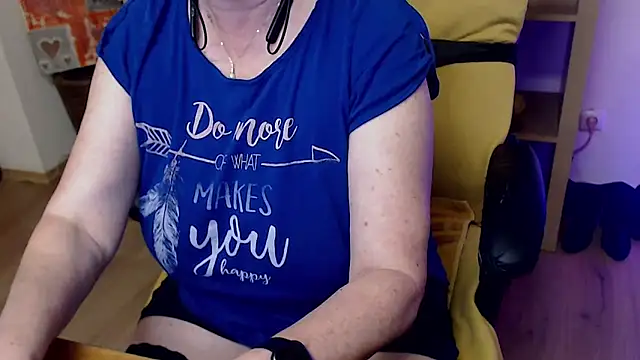 Chat +18 de Mone_Live ao vivo