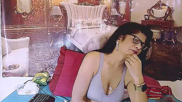 Czat XXX na żywo – IndianAllure