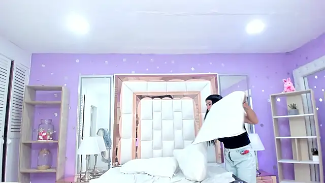 scarlette_15_ লাইভ XXX চ্যাট