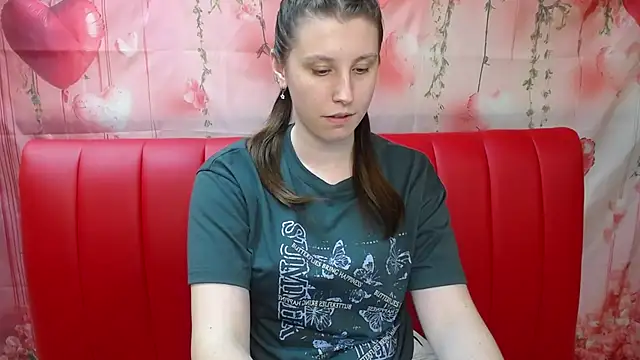 LilianaShine Adlı Modelin Canlı XXX Sohbeti