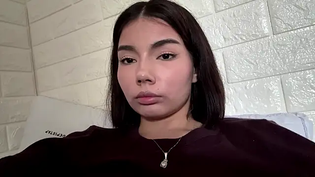 Czat XXX na żywo – MarylnMonnier
