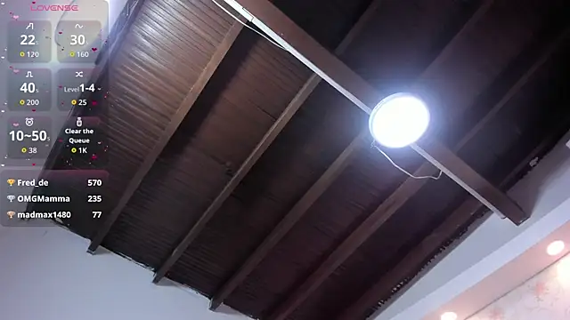 danielamonet 现场XXX聊天