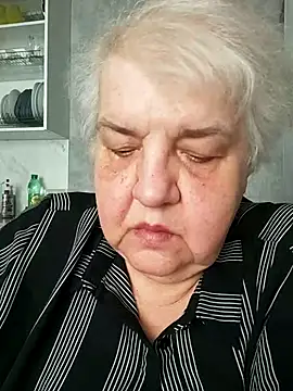 HapinessLovee's Webcam Show
