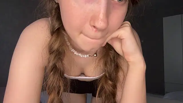 Emily_Mur_: απευθείας συνομιλία ΧΧΧ