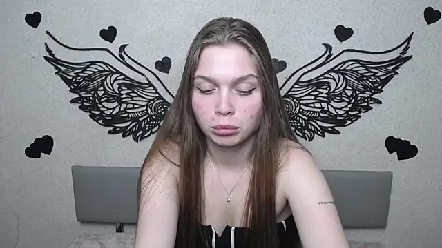 LaraPika Live XXX-chat