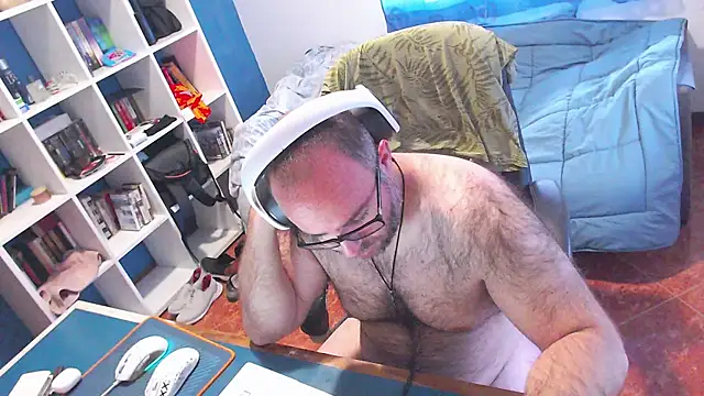 Show de ravingr4d4 na webcam
