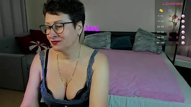 Chat +18 de JennyMons ao vivo