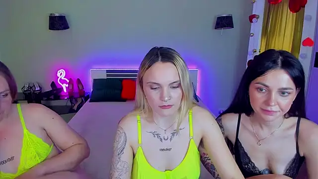 Chatroom XXX en direct de MagicEyess