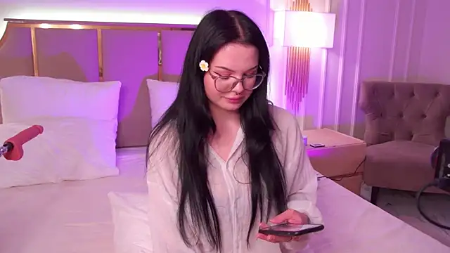 CindyMil's Live XXX Chat