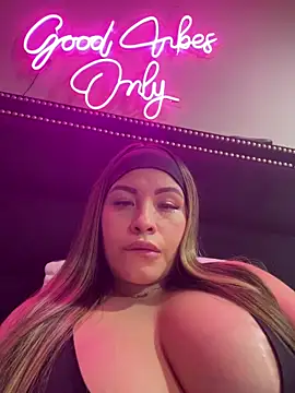 sexyyykloee Chat XXX in diretta
