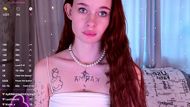 MidnightHeatt's Webcam Show