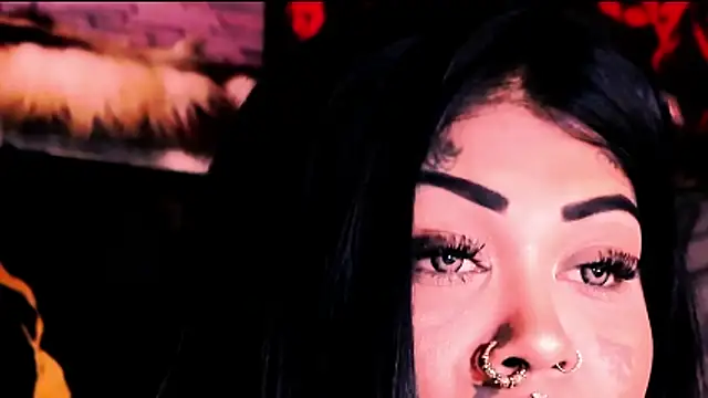 Živý XXX chat indian_dreamgirl