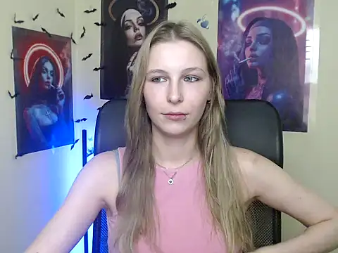 Živý XXX chat StrangerGi