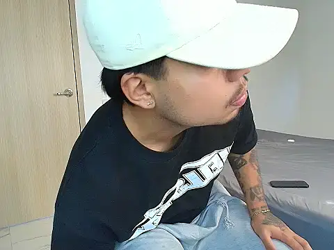 Pull_bershh ওয়েবক্যাম শো