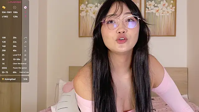 pinkyblooom 即時 XXX 聊天