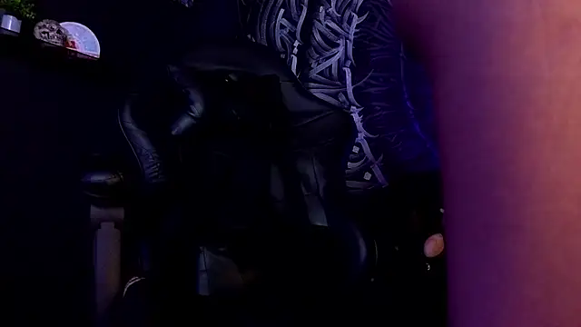dahlia_darkwoodのライブXXXチャット