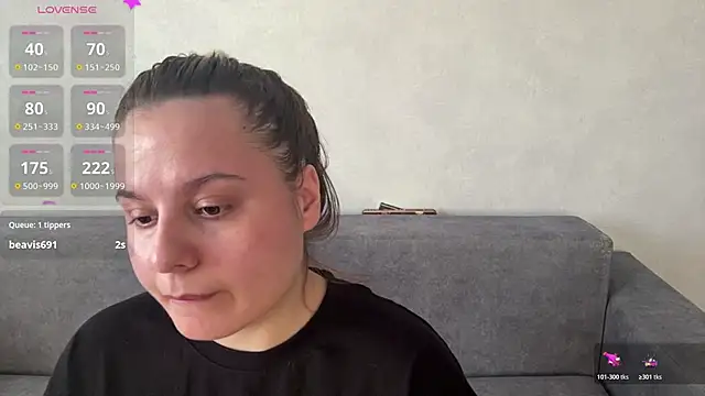 MaiaEnnist Chat XXX in diretta
