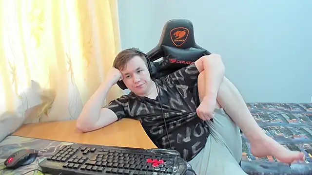 iliaskrislove's Webcam Show