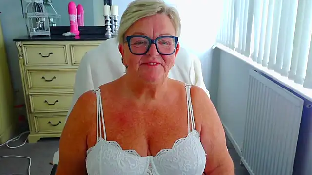 Chat XXX en directo de BridgetBlueEyes