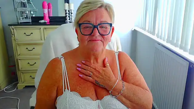XXX chat uživo modela BridgetBlueEyes