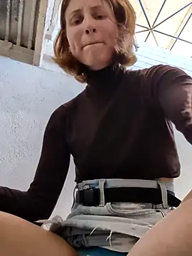 Julialexxxx – Naživo XXX chat