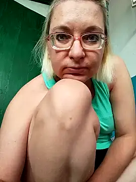 Chat XXX Live VikaKing