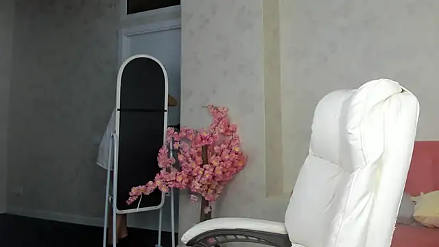 Linda_Jonys 现场XXX聊天