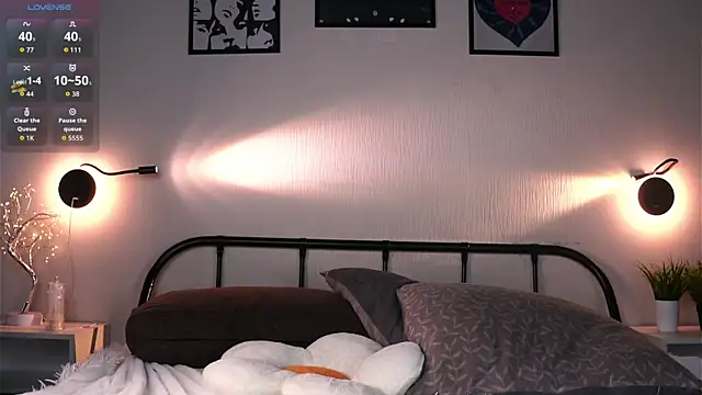 CherlyGuss লাইভ XXX চ্যাট