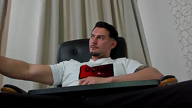 Chatroom XXX en direct de ClintMasters