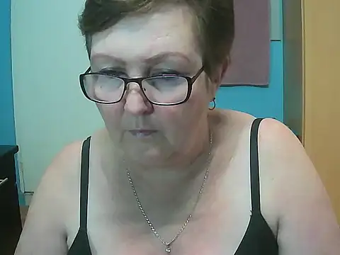 TaylorLeigh Live XXX-chat