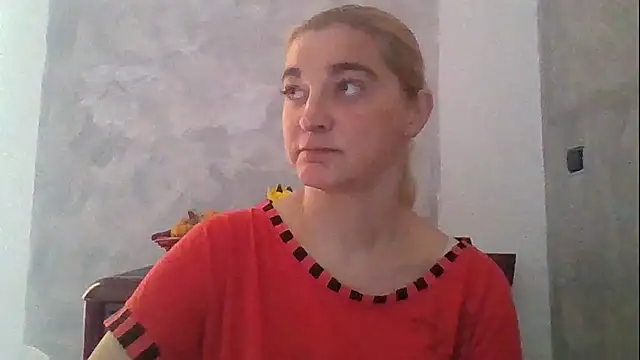 GoldenAngelMilf's Live XXX Chat