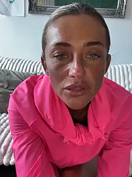 ScarlettGold_ লাইভ XXX চ্যাট