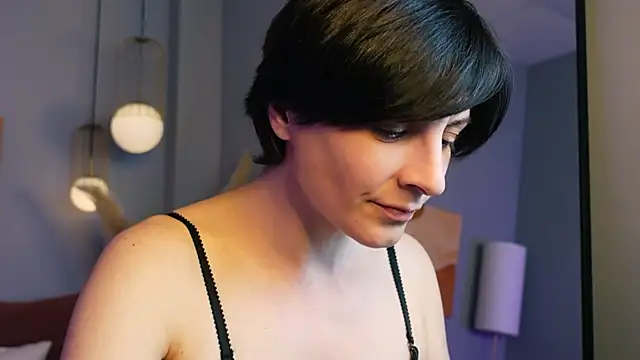 LorenDaze Adlı Modelin Canlı XXX Sohbeti