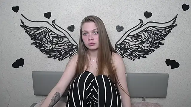 LaraPika's Live XXX Chat