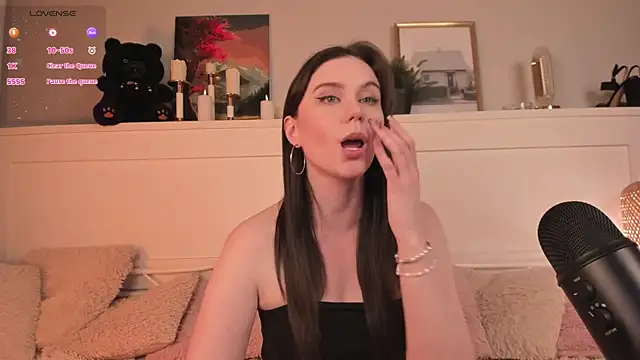 UnaMedison's Live XXX Chat