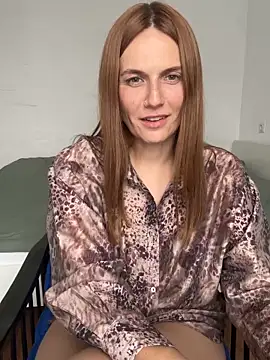BritneyHall – Naživo XXX chat
