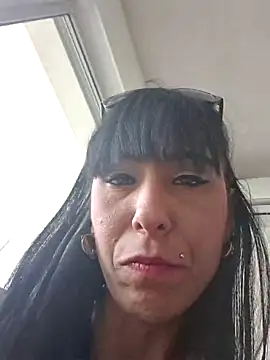 misscectito13 élő XXX-chatje