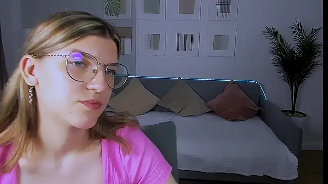 AnnaThorne's Live XXX Chat