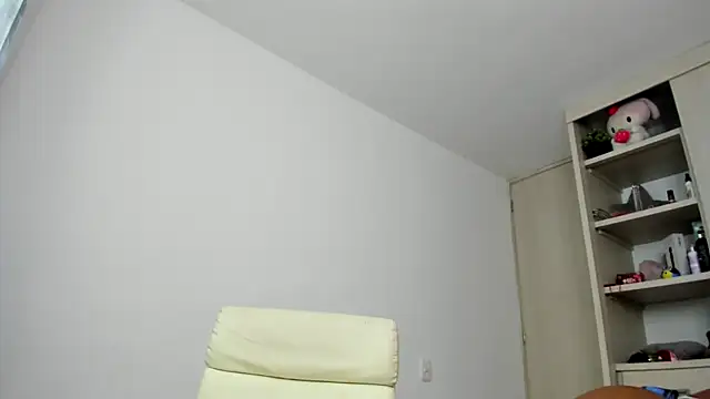 shantallhotxx's Live XXX Chat