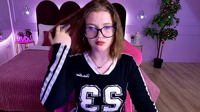 AlmaSound's Live XXX Chat