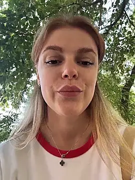 دردشة HarrietDart الجنسية المباشرة