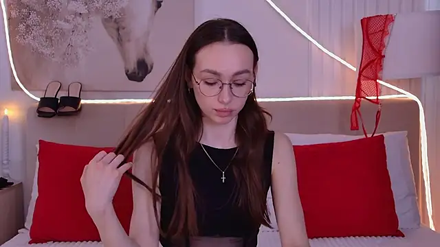 Emily_SimonのライブXXXチャット