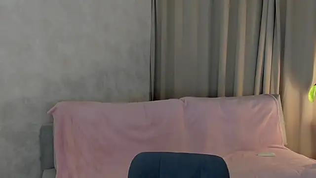 LeticiaRomanon Live chat-huone