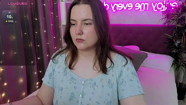 Živý XXX chat FeralPeach