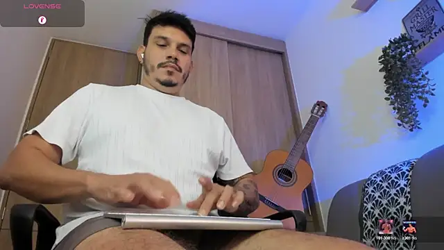 Chat XXX ao vivo de alejandro_stark