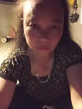 yaja-chan's Live XXX Chat