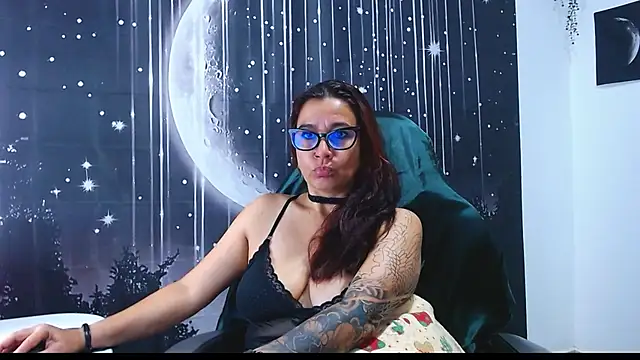 Hikaryfire 라이브 XXX 채팅